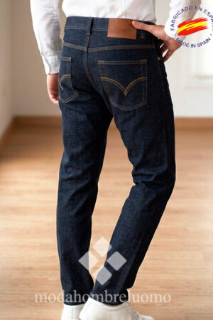 hombre viste pantalón vaquero elástico la española oscuro